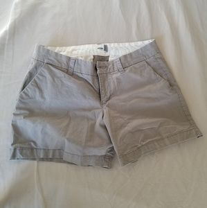 Old Navy | 4" Chino Shorts | Grey